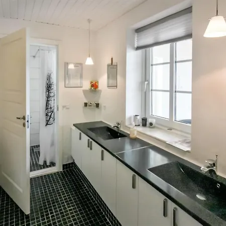 Nilia - 3-5km From The Sea By Interhome *